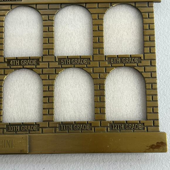 Lillian Vernon School House Hanging Photo Frame with K-12 Katherine - Picture 5 of 15